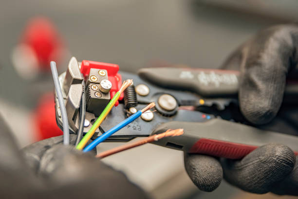 Affordable Emergency Electrician in East Cleveland, OH