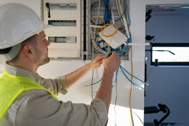 Best Licensed Electrician  in East Cleveland, OH